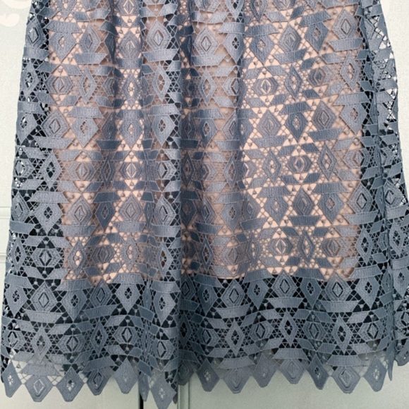 BNWT Emporio Armani Macrame Short-Sleeved Midi Blue Lace Dress - Picture 4 of 12